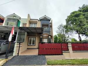 RUMAH SIAP HUNI CANTIK AKSES STRATEGIS TANAH LUAS LOKASI DI CIBINONG lokasi di Bogor Barat - Kota, tersedia melalui melalui situs Olx