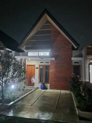 RUMAH SIAP HUNI - COLOMADU lokasi di Colomadu, tersedia melalui melalui situs Olx