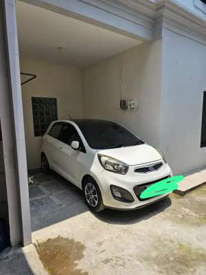 Rumah Siap Huni Di Jagakarsa Jakarta Dekat Stasiun Lenteng Agung lokasi di Jagakarsa, tersedia melalui melalui situs Olx