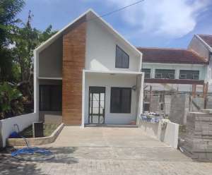 RUMAH SIAP HUNI MODERN MINIMALIS BERLOKASI STRATEGIS DI BURING MALANG lokasi di Kedungkandang, tersedia melalui melalui situs Olx