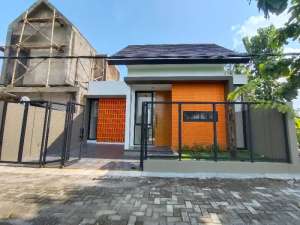 Rumah siap huni strategia di jakal km. 10,9 dekat sekolah bias lokasi di Ngaglik, tersedia melalui melalui situs Olx