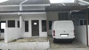 Rumah Strategis Akses Dekat Terminal Intermoda BSD Siap Renov J-30704 lokasi di Serpong, tersedia melalui melalui situs Olx