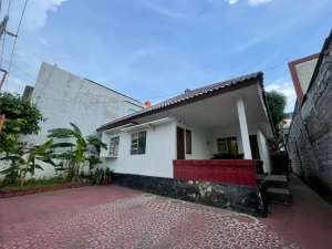 Rumah Strategis Tengah Kota Yogyakarta lokasi di Umbulharjo, tersedia melalui melalui situs Olx