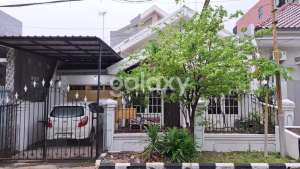 Rumah Wisma Mukti Klampis Anom lokasi di Sukolilo, tersedia melalui melalui situs Olx