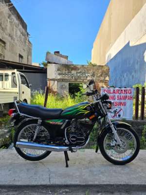 Jual bekas RX KING 2005 HIJAU,lokasi di Watang Sawitto