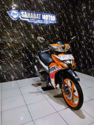 Jual bekas SANGAT TERMURAH BLADE 125 FI TH 2014,lokasi di Cibinong
