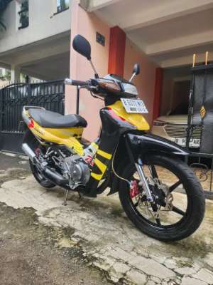 Jual bekas Satria 2 tak istimewa,lokasi di Duren Sawit