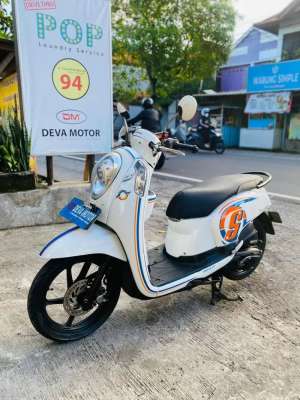 Jual bekas Scoopy 2016 dp 200 deva motor,lokasi di Denpasar Utara