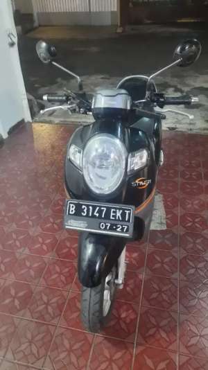 Jual bekas Scoopy 2017 iss Pajak Hidup GalaxY,lokasi di Bekasi Selatan