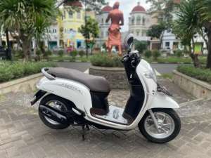 Jual bekas SCOOPY FI 2019 MULUS,lokasi di Daan Mogot
