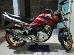 Jual bekas Scorpio 2008 .plat AD,lokasi di Lakarsantri