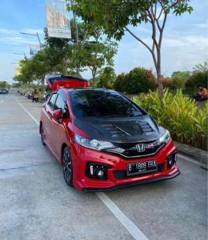 Jual bekas SIAP MUDIKHonda Jazz RS 2017 FULL BODY Full Variasi plus Standaran,lokasi di 