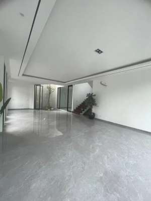 SIGNATURE HOME CITRALAND Raya Alam Hijau Surabaya Barat lokasi di Sambikerep, tersedia melalui melalui situs Olx