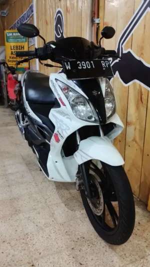 Jual bekas SKYWAVE 2009 MANTAP POLLNON KREDIT,lokasi di Sumber Sari