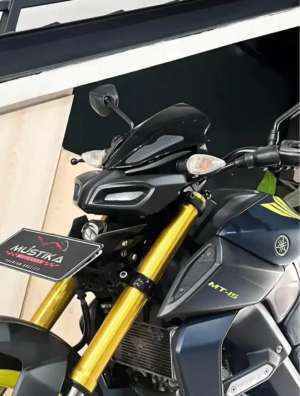 Jual bekas Super Keren Yamaha MT15 th 2019 - Radhe Mustika,lokasi di Lembeyan