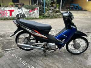 Jual bekas Supra fit bagasi thn 2005 plat BH jambi,lokasi di Banguntapan