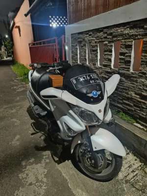 Jual bekas Suzuki Burgman 200,lokasi di Cilangkap