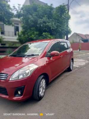 Jual bekas Suzuki Ertiga GX 2013 AT Bersih luar dalam,lokasi di 