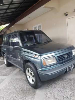 Jual bekas Suzuki Escudo 1995 Bensin,lokasi di 