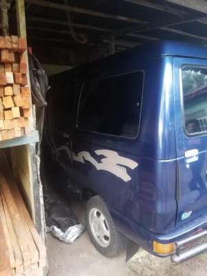 Jual bekas Suzuki Futura 2000 Bensin,lokasi di 