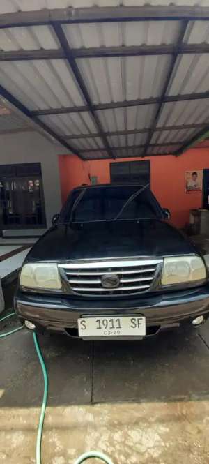 Jual bekas Suzuki Grand Escudo XL 7 2003,lokasi di 