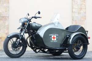 Suzuki GS250 modif royal enfild classic sespan lokasi di Sungai Melayu Rayak, tersedia melalui melalui situs Olx