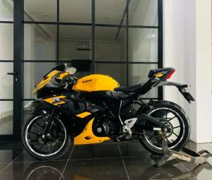Jual bekas Suzuki GSX 150 R,lokasi di Ciledug