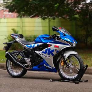 Jual bekas SUZUKI GSX-R 150 NIK 2021 BLUE ECSTAR NO MINUSS,lokasi di Jatiwarna
