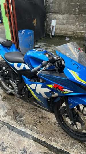 Jual bekas SUZUKI GSX r150 2017,lokasi di Kebayoran Lama