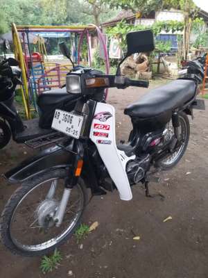 Jual bekas Suzuki rc100 bravo th95,lokasi di Gamping