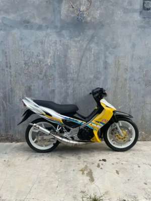 Jual bekas Suzuki Satria RU 120 Hiu 2004 2 Tak,lokasi di Lemahwungkuk
