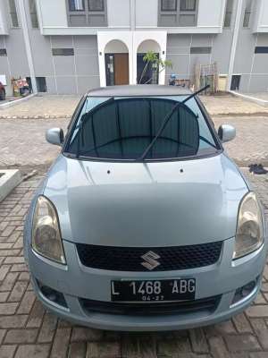 Jual bekas Suzuki Swift 2009 Bensin,lokasi di 