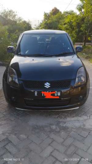 Jual bekas Suzuki Swift ST,lokasi di 