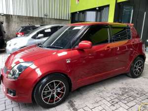 Jual bekas Suzuki Swift ST Manual,lokasi di 