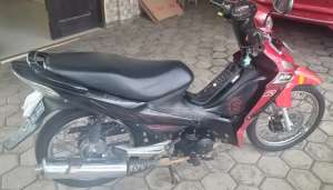 SUZUKI TITAN Sigesit irit, dan tangguh lokasi di Kaliwates, tersedia melalui melalui situs Olx