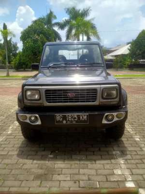 Jual bekas Taft GT Independen 4 X 4 Hitam 1997 Full kaleng Full restorasi,lokasi di 
