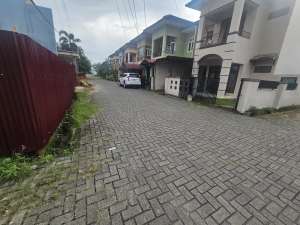 TANAH DALAM KOMPLEK LOKASI STRATEGIS DI JOHOR lokasi di Medan Johor, tersedia melalui melalui situs Olx