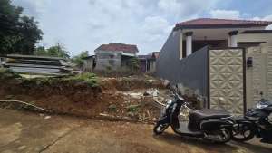 TANAH GUNUNGPATI, MANGUNSARI DEKAT JALAN UTAMA lokasi di Gunungpati, tersedia melalui melalui situs Olx