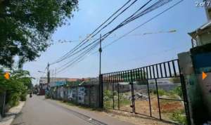 TANAH LUAS DI PINGGIR JALAN RAYA DEWI SARTIKA CIPUTAT lokasi di Ciputat, tersedia melalui melalui situs Olx
