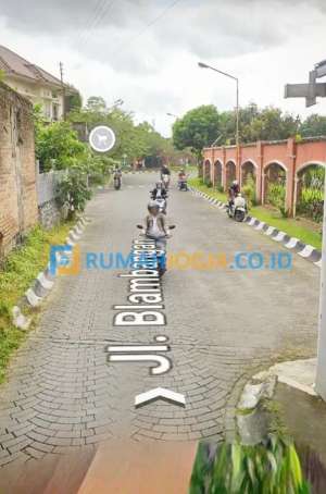 tanah sangat strayegis utara perumahan tirtasani godean lokasi di Jetis, tersedia melalui melalui situs Olx