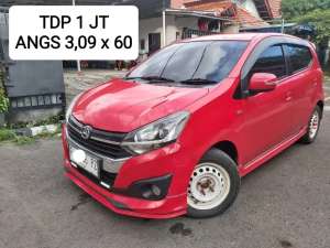 Jual bekas TDP 1 Juta Daihatsu New Ayla 1.2 R Deluxe MT 2017 Merah,lokasi di 