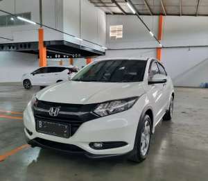 Jual bekas TDP 7 jtHonda HR-V E CVT 2022 HRV,lokasi di 