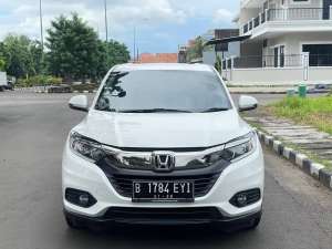 Jual bekas TDP 8JT HRV 1.5 S CVT 2018 Facelift,lokasi di 