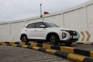Jual bekas TDP8jt Hyundai Creta Trend 2023 bluelink IVT prime style,lokasi di 