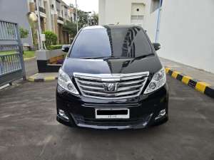 Jual bekas Toyota Alphard 3.5 Q tipe tertinggi,lokasi di 