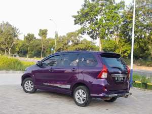 Jual bekas TOYOTA AVANZA VELOZ 1.5 AUTOMETIC HARGA 105 JUTA,lokasi di 