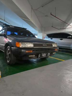 Jual bekas Toyota Corolla SE 1.3,lokasi di 