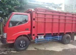 Jual bekas Toyota Dyna 4.0 Manual 2017,lokasi di K                           
