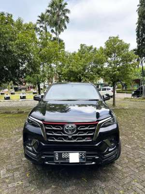 Jual bekas Toyota Fortuner 2021 Diesel Mulus, Service Recorded, Siap Pakai,lokasi di 