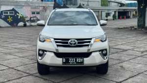 Jual bekas TOYOTA FORTUNER VRZ 2.4 AT 2016,lokasi di 